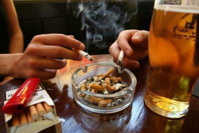 ВОЗ назвала Россию примером в борьбе с курением и алкоголем - mk.ru - Россия