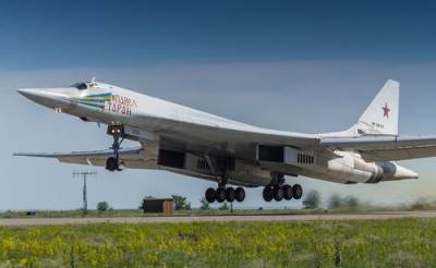 Sohu: российский ракетоносец Ту-160 «до сих пор вызывает головную боль у США» - argumenti.ru - Россия - Сша