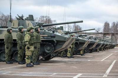 В августе войска ЗВО получили около 100 боевой техники и вооружений , а с начала года – более 700 - argumenti.ru - Россия