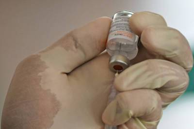 Доказана безопасность вакцин против коронавируса - lenta.ru