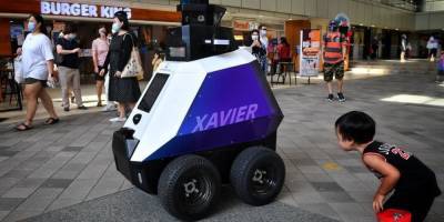 На улицах Сингапура появились роботы, следящие за порядком - ruposters.ru - Сингапур - Республика Сингапур