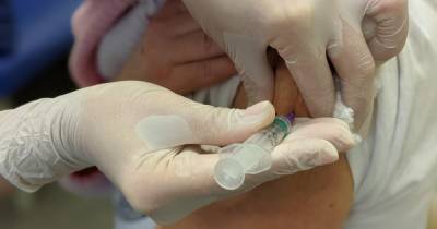 Венгрия вакцинировала от коронавируса более 20 тысяч украинцев с Закарпатья - dsnews.ua - Сша - Венгрия - Ужгород - Закарпатская обл.