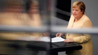 Ангела Меркель - Выступление Ангелы Меркель встретили бурно - vesti.ru - Германия
