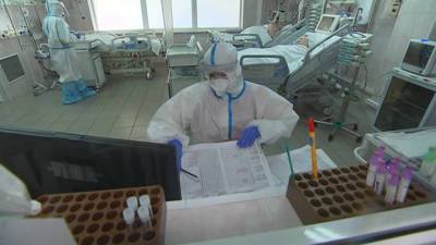 Михаил Мурашко - 92 процента поступающих в ковидные госпитали – непривитые - vesti.ru - Россия