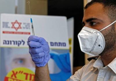 В Израиле у большинства вакцинированных Pfizer за полгода титр антител упал в 10 раз - eadaily.com - Израиль