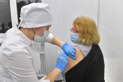 Николай Крючков - Иммунолог назвал шесть причин отсутствия антител после вакцинации от COVID-19 - lenta.ru