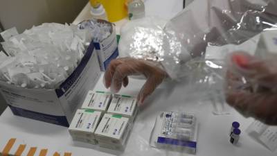 Александр Вучич - Сербия произвела 545 тысяч доз российской вакцины «Спутник V» - russian.rt.com - Россия - Сербия