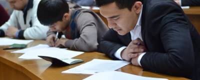 Вакцинированные студенты Узбекистана получат скидку на оплату обучения - runews24.ru - Узбекистан