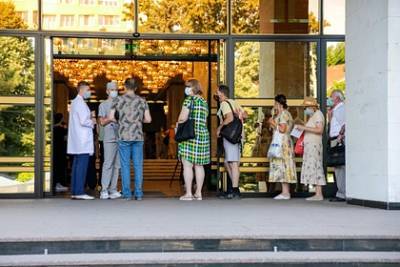 Алла Немеренко - Молдавия объявила чрезвычайное положение из-за коронавируса - lenta.ru - Молдавия