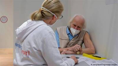 Дельта, мю и другие варианты коронавируса: кому нужна третья прививка - bin.ua - Украина