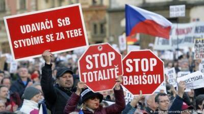 Андрей Бабиша - В Бельгии и Чехии прошли массовые протесты против коронавирусных ограничений - eadaily.com - Прага - Чехия - Бельгия - Брюссель - Брно