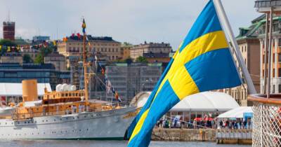 Швеция усиливает COVID-ограничения на фоне рекордного распространения вируса - dsnews.ua - Швеция
