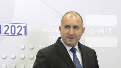 Румен Радев - Нафтали Беннет - Президент и премьер Болгарии ушли на карантин из-за контакта с заболевшим коронавирусом - russian.rt.com - Израиль - Болгария