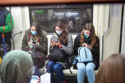 Во время праздников в Москве выявили 6 тысяч нарушений масочного режима - tvc.ru - Москва