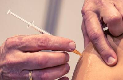 Марко Кавалери - Представитель EMA Кавалери заявил, что вакцинация хорошо защищает от госпитализации при заражении «омикроном» - argumenti.ru