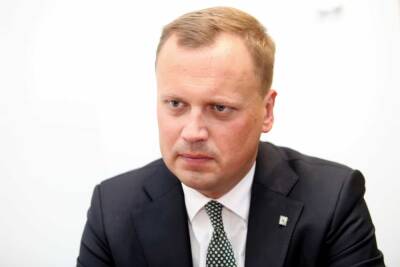 Латвийский депутат: идея «зеленого» сертификата провалилась - obzor.lt - Латвия