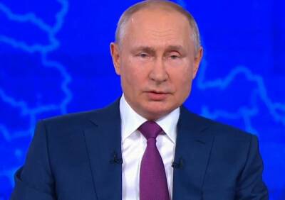 Владимир Путин - Путин заявил, что Россия находится в преддверии новых вспышек COVID-19 - ya62.ru - Россия