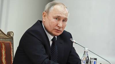 Владимир Путин - Путин отметил необходимость подготовить больничную сеть к возможному всплеску «омикрона» - russian.rt.com - Россия