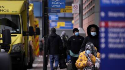 В Британии за сутки выявили почти 110 тысяч случаев коронавируса - russian.rt.com - Англия - Лондон