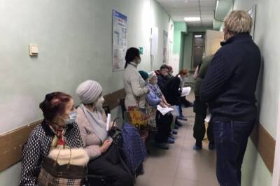 В Ульяновской области ввели обязательную вакцинацию для людей старше 60 лет - aif.ru - Ульяновская обл.