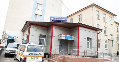 В Молдавии больницы переполнены детьми с тяжелой формой коронавируса, мест нет - eadaily.com - Кишинев - Молдавия