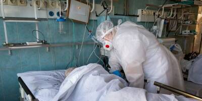 За сутки от коронавируса в Новосибирской области скончались 12 человек - runews24.ru - Новосибирская обл.
