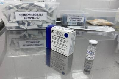 В Курской области свыше 630 тысяч человек завершили вакцинацию от COVID-19 - chr.mk.ru - Курская обл.