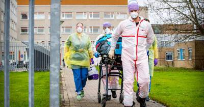 Роберт Кох - В Германии пал рекорд по числу заразившихся коронавирусом за сутки - ren.tv - Россия - Германия