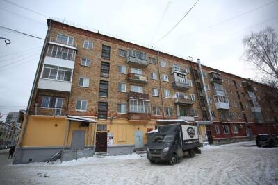 В Екатеринбурге ради дороги в новый район снесут жилые дома и рынок. Жители шокированы - znak.com - Екатеринбург