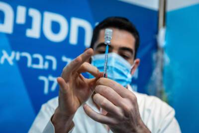 Минздрав: продолжается резкий рост числа инфицированных в Израиле - nashe.orbita.co.il - Израиль - Тель-Авив - Иерусалим - Минздрав