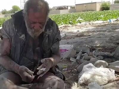 «Такой грязный — и такой чистый»: человек не мылся 67 лет и поразил медиков железным здоровьем - bloknot.ru - Иран