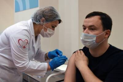 Инфекционист Никифоров назвал бредовым вакцинирование от COVID-19 каждые три месяца - govoritmoskva.ru - Россия - Москва