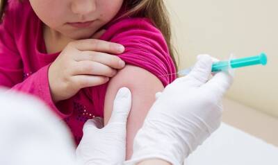 Кейт Обрайен - ВОЗ одобрила использование вакцины от коронавируса Pfizer для детей старше пяти лет - runews24.ru