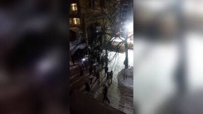 Полиция заинтересовалась напугавшей воронежцев толпой в центре города - vestivrn.ru - Воронеж