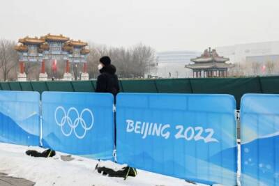 Зимние Олимпийские игры 2022: Пекин вводит новые меры против COVID-19 из-за вспышки Omicron - enovosty.com - Китай - Пекин