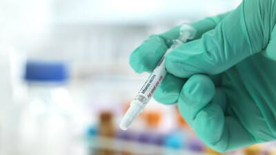 Александр Гинцбург - Гинцбург: назальная вакцина способна защитить от инфицирования COVID-19 - russian.rt.com - Россия
