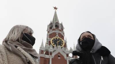 В России впервые почти 75 тысяч заражений коронавирусом за сутки - svoboda.org - Россия - Москва - Юар