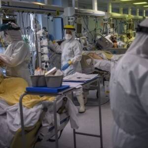 В Германии выявили более 200 тыс. случаев коронавируса за сутки - reporter-ua.com - Франция - Италия - Германия - Испания