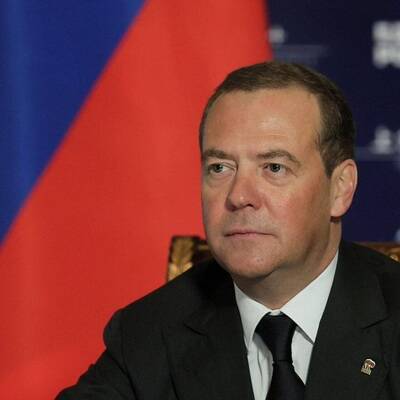 Дмитрий Медведев - Медведев: сейчас вводить локдаун смысла нет - radiomayak.ru - Россия