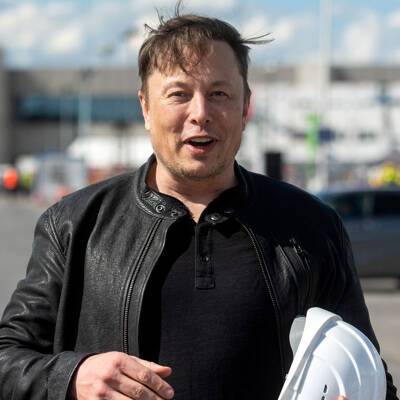 Илон Маск - Маск поддержал дальнобойщиков, требующих снять ограничения из-за COVID-19 - radiomayak.ru - Канада - Оттава