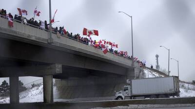 Джастин Трюдо - «Совершенно очевидные проблемы»: к каким последствиям могут привести протесты дальнобойщиков в Канаде - russian.rt.com - Сша - Канада - Оттава