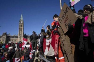Джастин Трюдо - Массовые протесты в Канаде: премьер-министр Джастин Трюдо покинул свою резиденцию - enovosty.com - Канада - Оттава - Веллингтон
