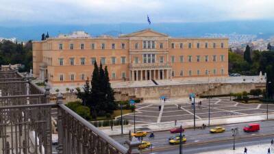 Кириакосом Мицотакисом - Греческий парламент отклонил вотум недоверия правительству - russian.rt.com - Греция