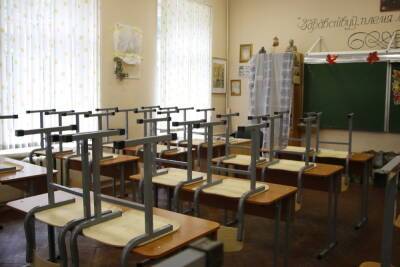 Более 4 тысяч классов в петербургских школах сидят на карантине из-за ОРВИ и коронавируса - spb.mk.ru