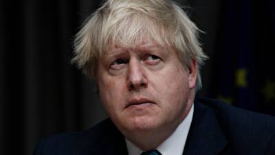 Борис Джонсон - Правительство Великобритании назвало вечеринку Джонсона во время локдауна нарушением этики - mir24.tv - Англия