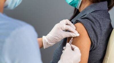 В Украине открыли онлайн запись на бустерную дозу вакцины от коронавируса - ru.slovoidilo.ua - Украина