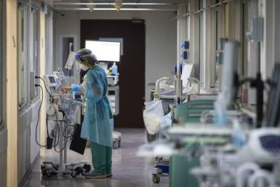 В больницах готовятся к беспрецедентному шагу: инфицированные врачи продолжат работать - news.israelinfo.co.il - Израиль