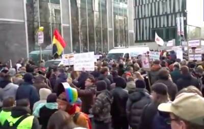 В Брюсселе многотысячная демонстрация: карантин не помогает - eadaily.com - Брюссель