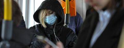 Все больше инфицированных COVID-19: киевлян просят надевать маски в транспорте - golos.ua - Украина - Киев