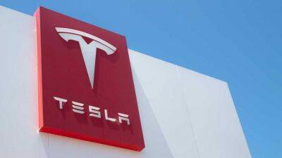 Tesla приостанатовила производство на заводе в Шанхае - minfin.com.ua - Украина - Китай - Шанхай